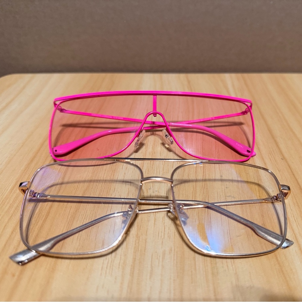 Stylish Pink and Gold Sunglasses Set
